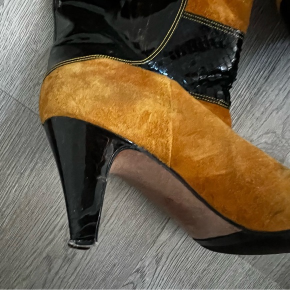 Vintage Soft Suede Vero Cuio Tall Heeled Boot - Picture 3 of 11